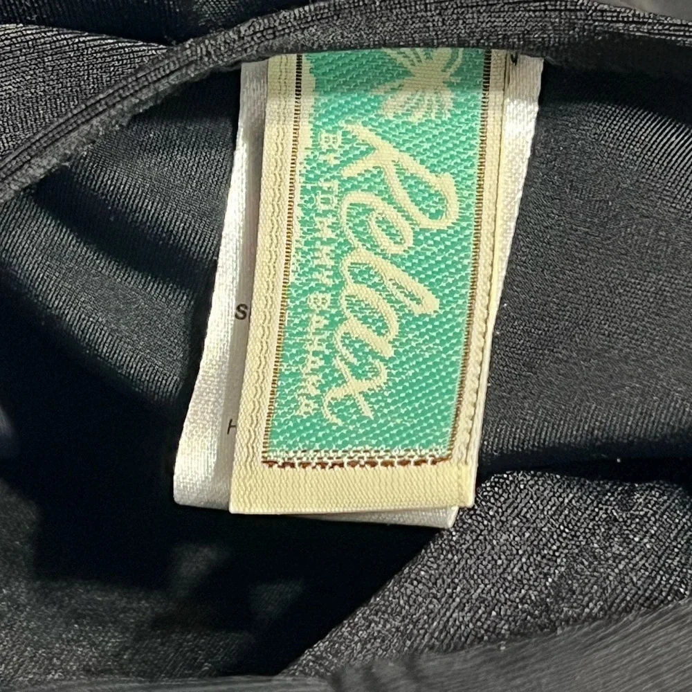 Tommy Bahama great pre